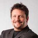 الاستاذ اسلام قطب محمود عميل شارب هوم كير 